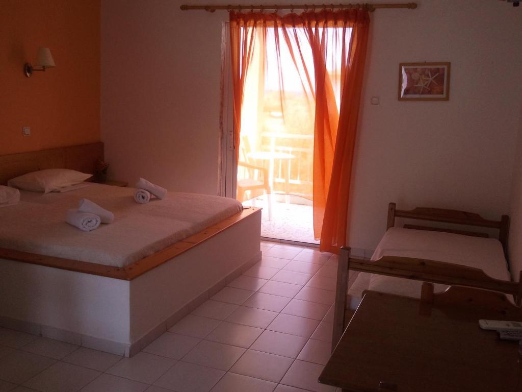 Amarilia Aparthotel Skala Rachoni  Exteriör bild